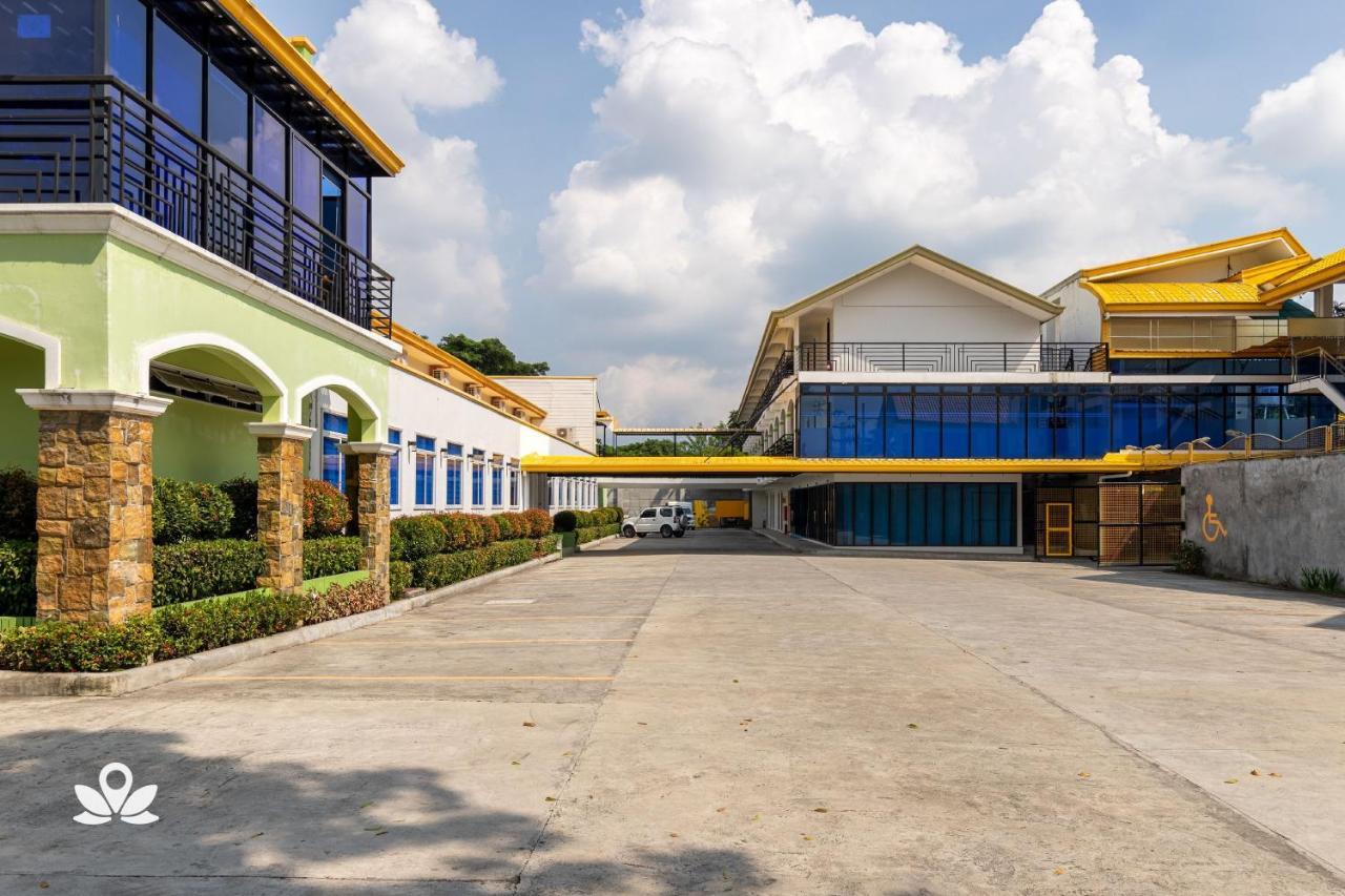 Zen Rooms Rosario Resort Batangas Ngoại thất bức ảnh